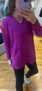 D.E.C.K by Decollage - MAGENTA V NECK JUMPER