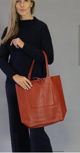 D.E.C.K by Decollage - RUST LEATHER TOTE