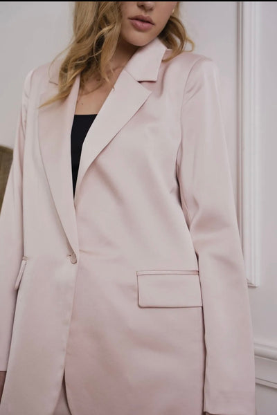 THE BOUTIQUE - ROSE OVERSIZED SATIN BLAZER