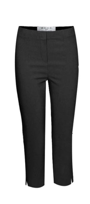 Deck - Black Capri Trouser